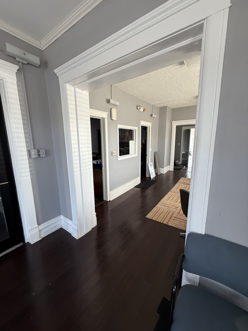 717-727 Lake Street Property Photo 17
