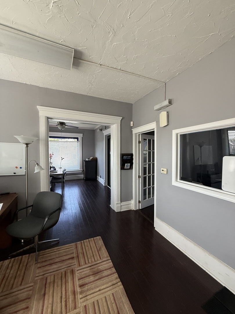 717-727 Lake Street Property Photo 28