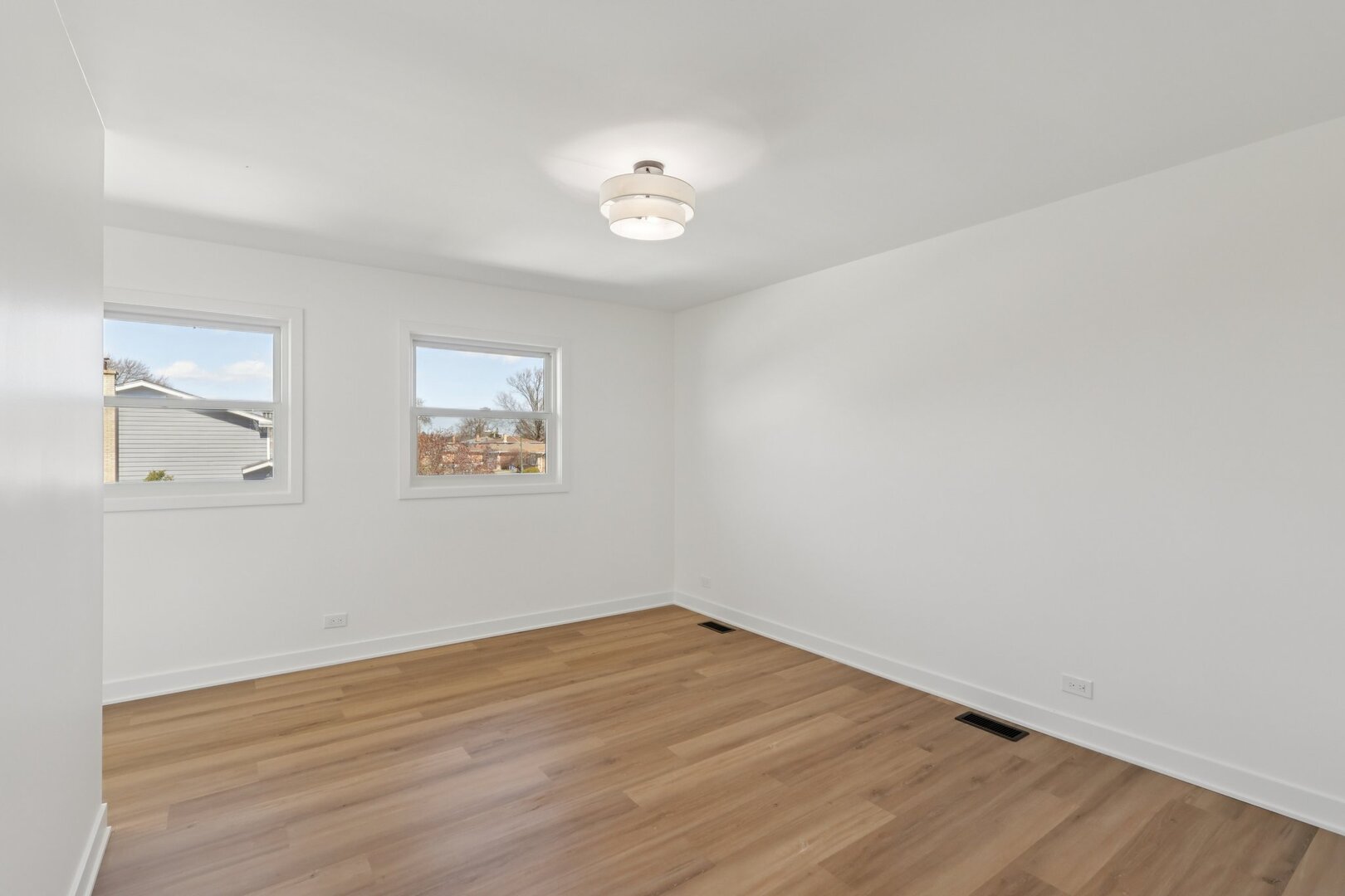 8135 W Rascher Avenue Property Photo 15