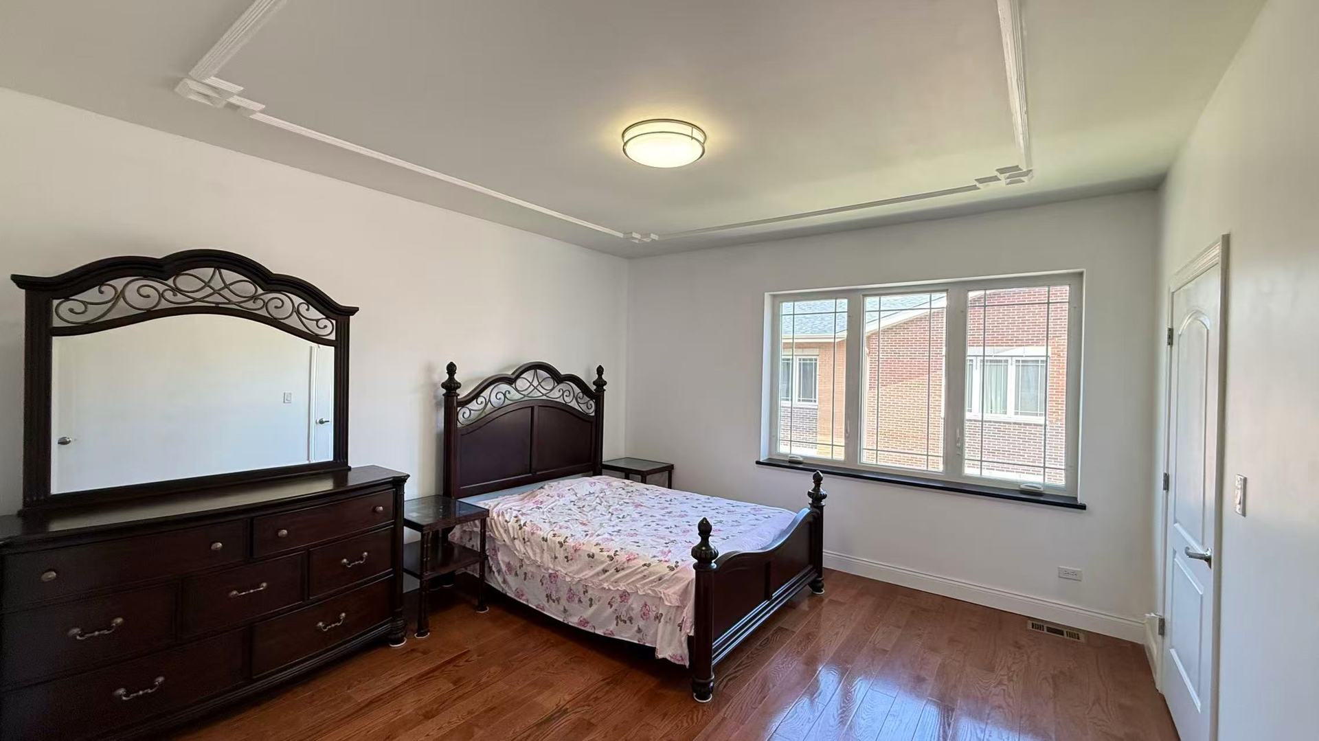 3521 S Parnell Avenue C Property Photo 14