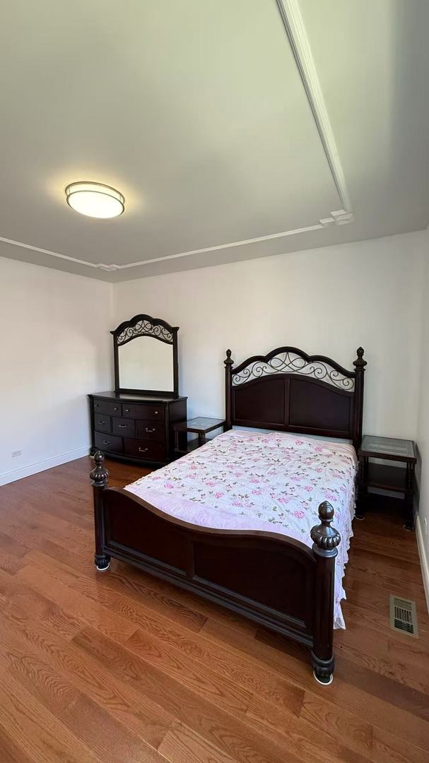 3521 S Parnell Avenue C Property Photo 16