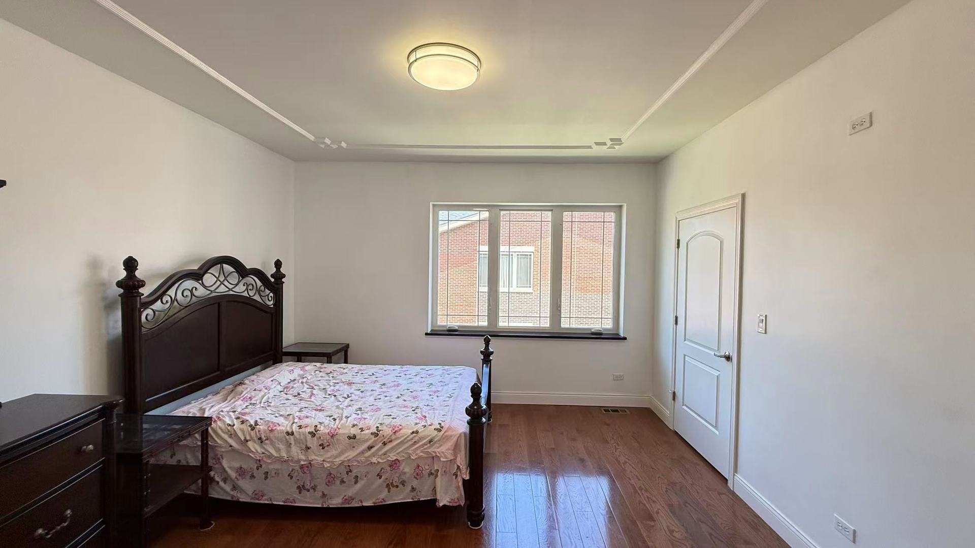 3521 S Parnell Avenue C Property Photo 17