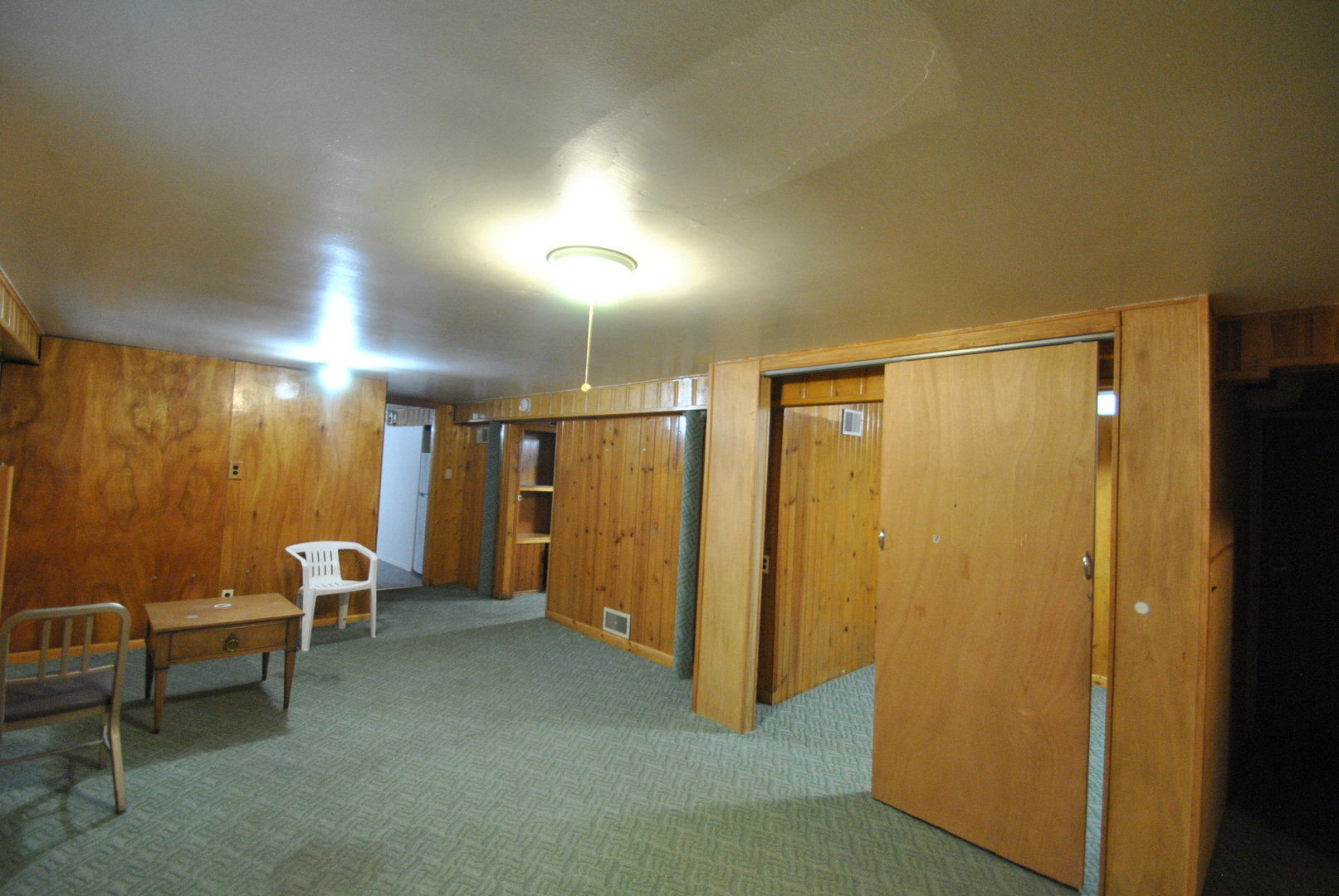 4916 W Montrose Avenue Property Photo 28
