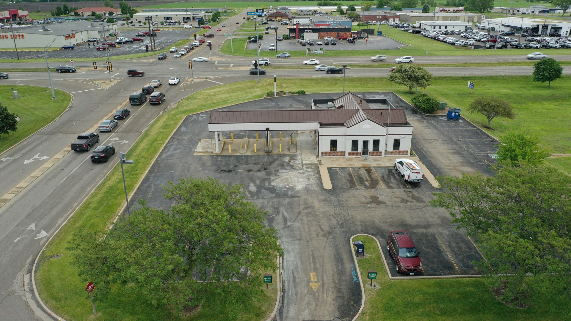 12648041 Property Photo 15