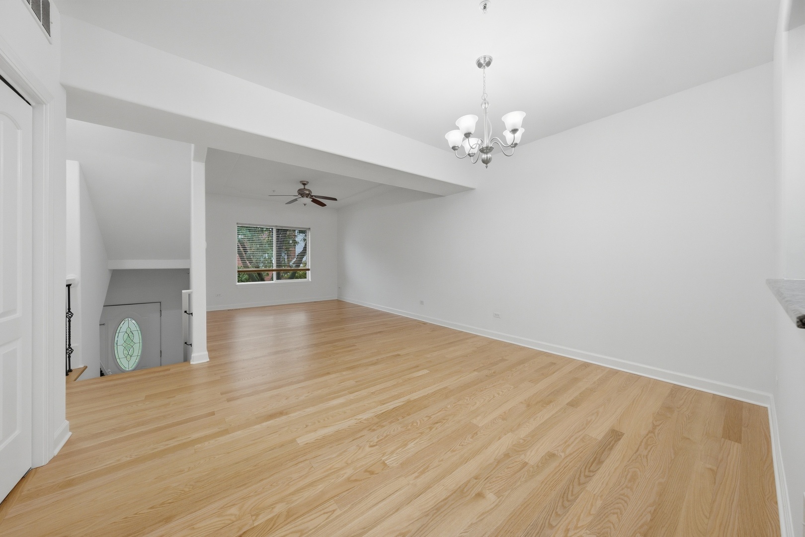 7204 W 83rd Street Property Photo 4