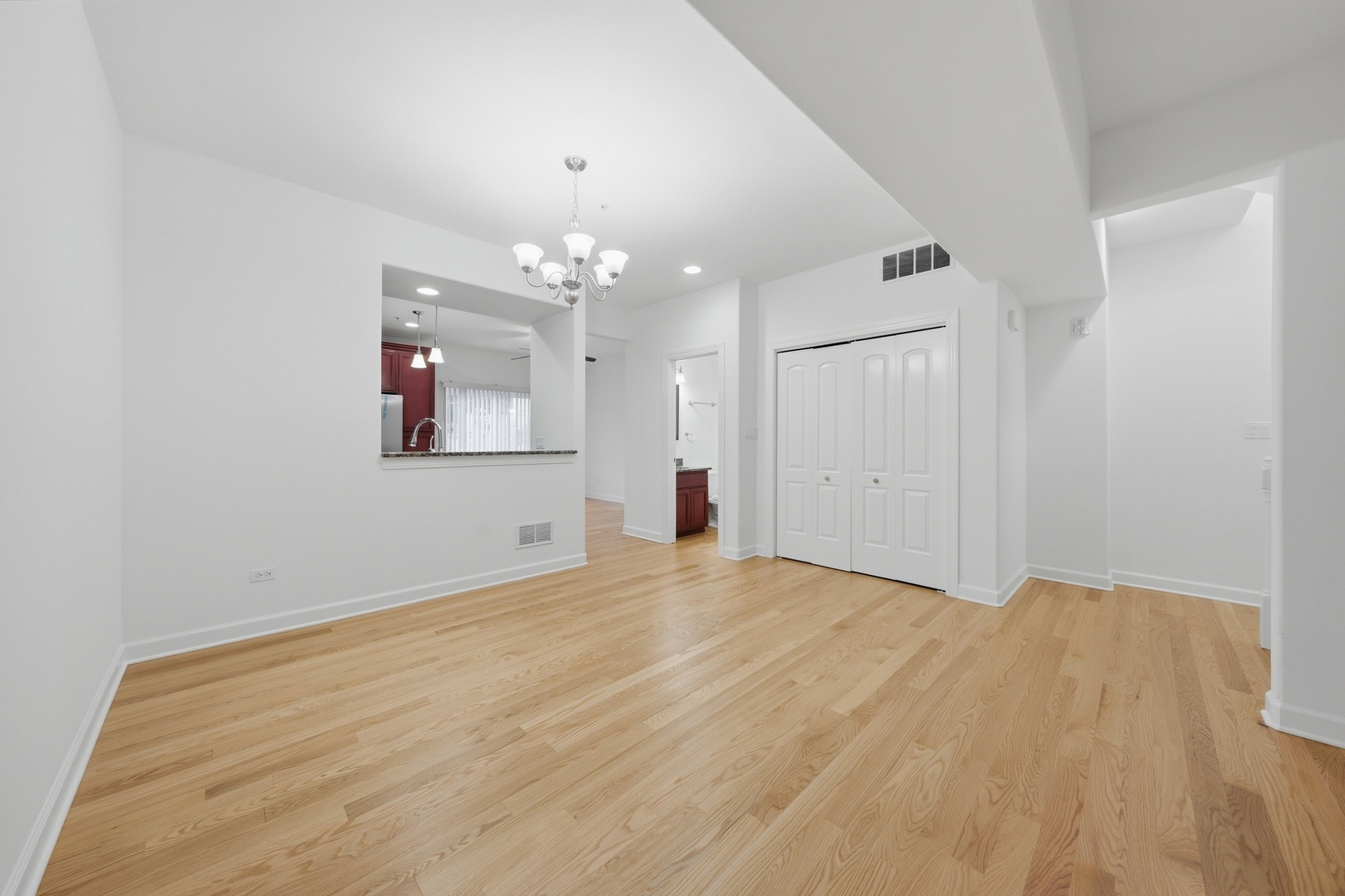 7204 W 83rd Street Property Photo 7