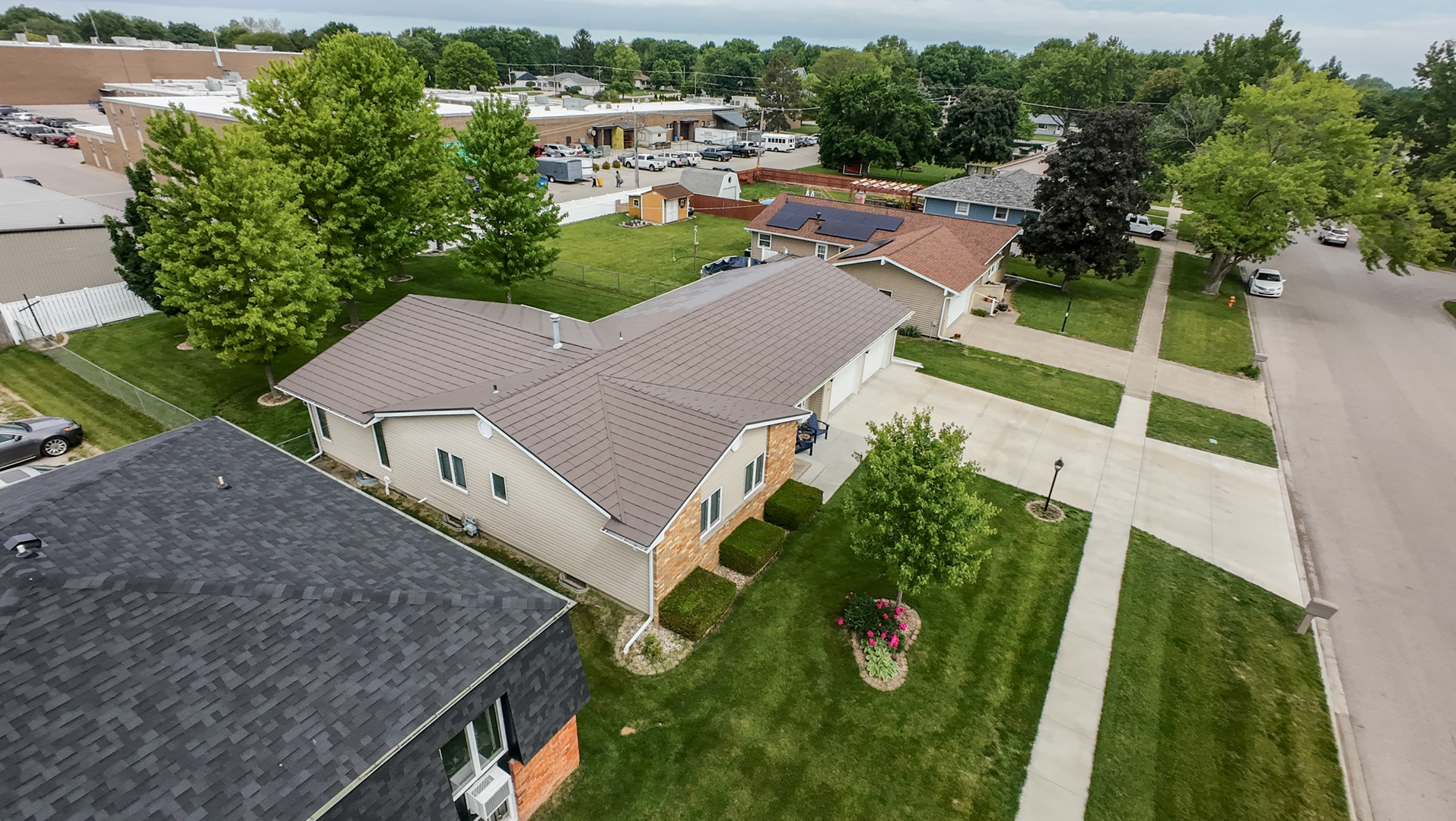907 Illini Avenue Property Photo 7
