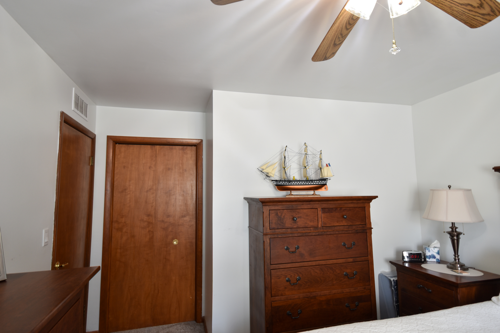 907 Illini Avenue Property Photo 28