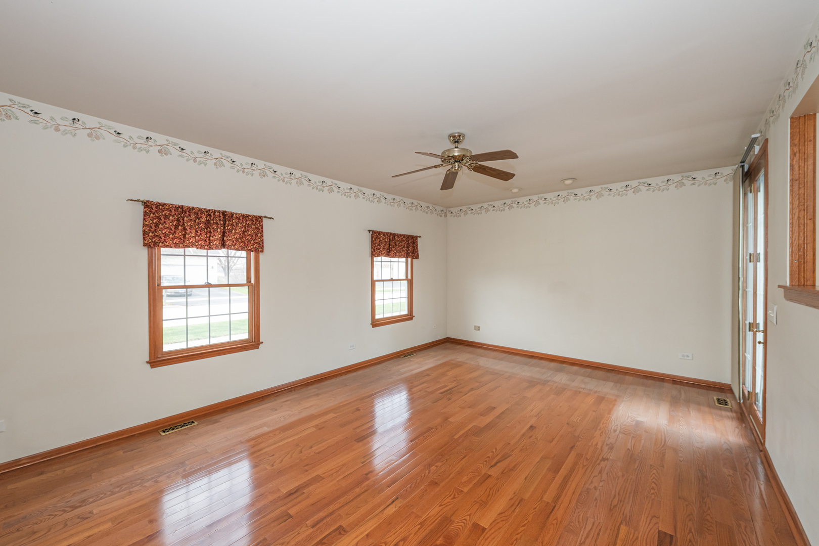 1404 Halifax Drive Property Photo 10