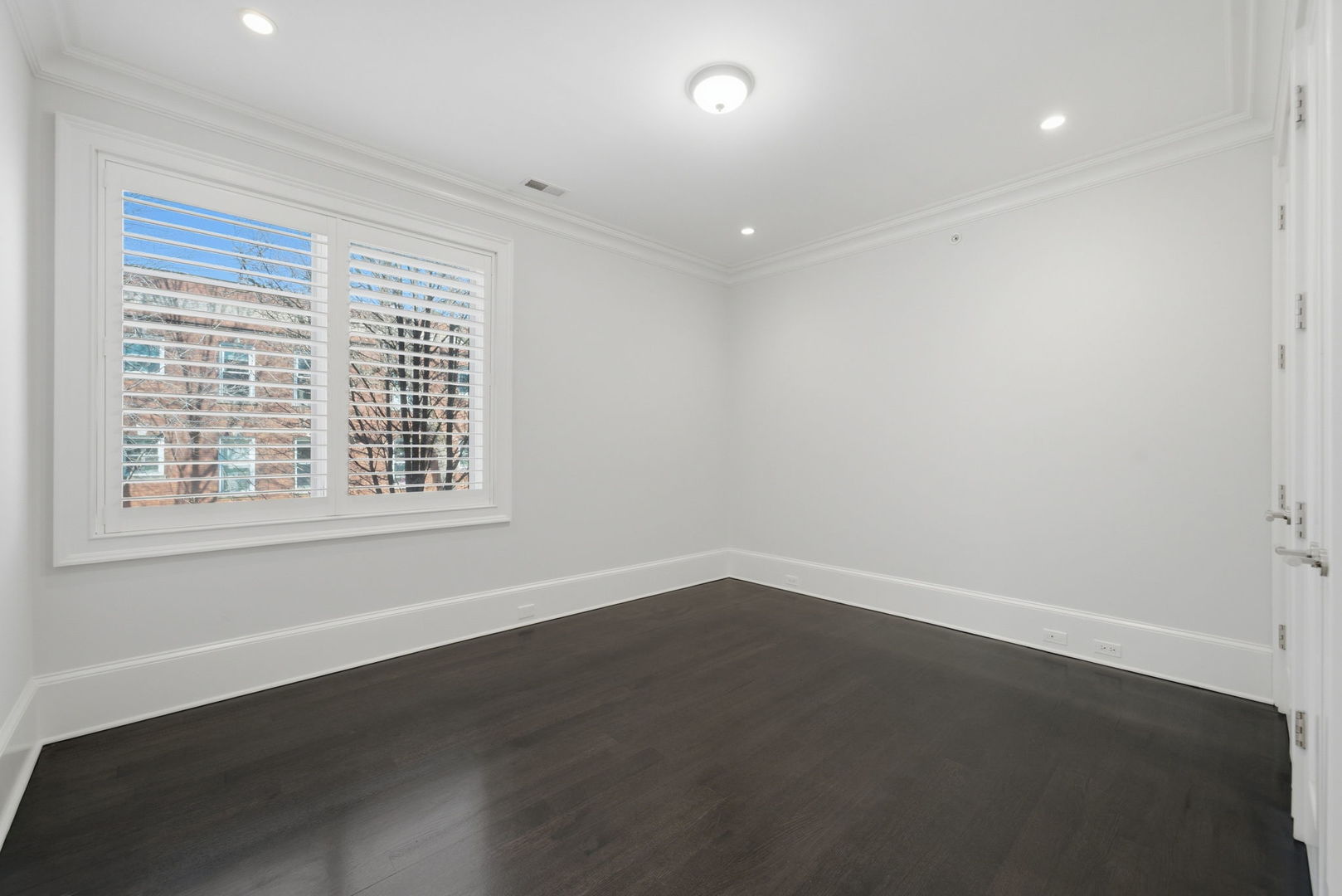 2658 N Mildred Avenue Property Photo 26