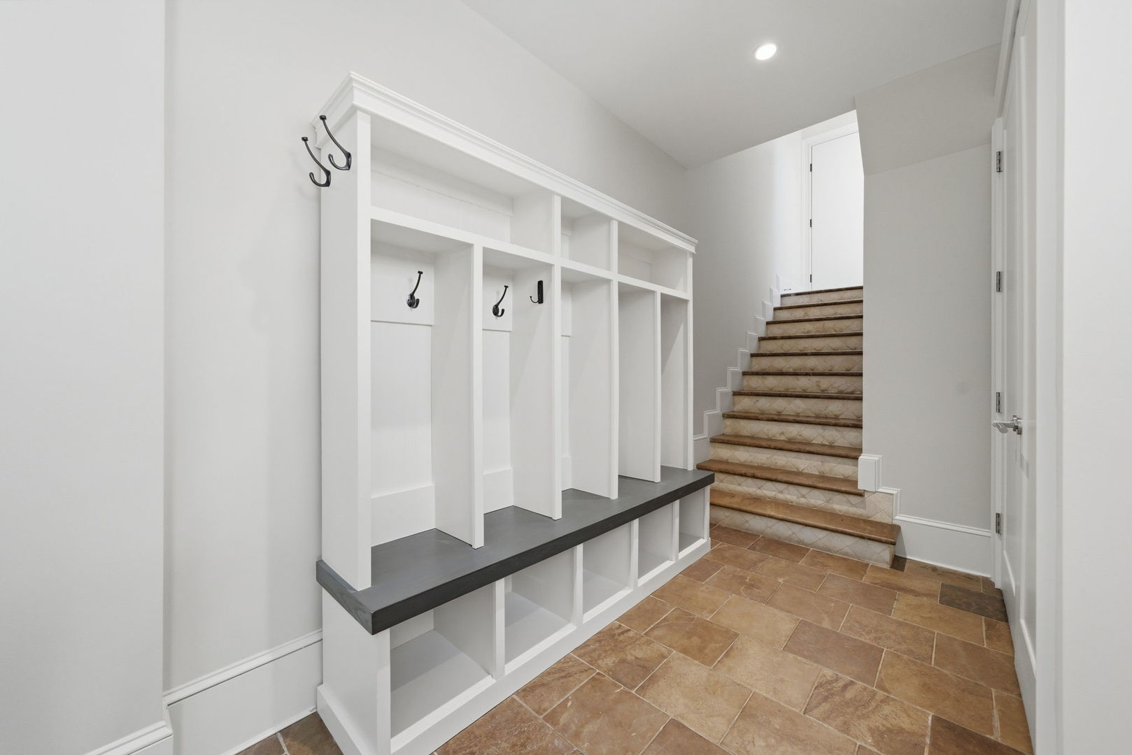 2658 N Mildred Avenue Property Photo 44
