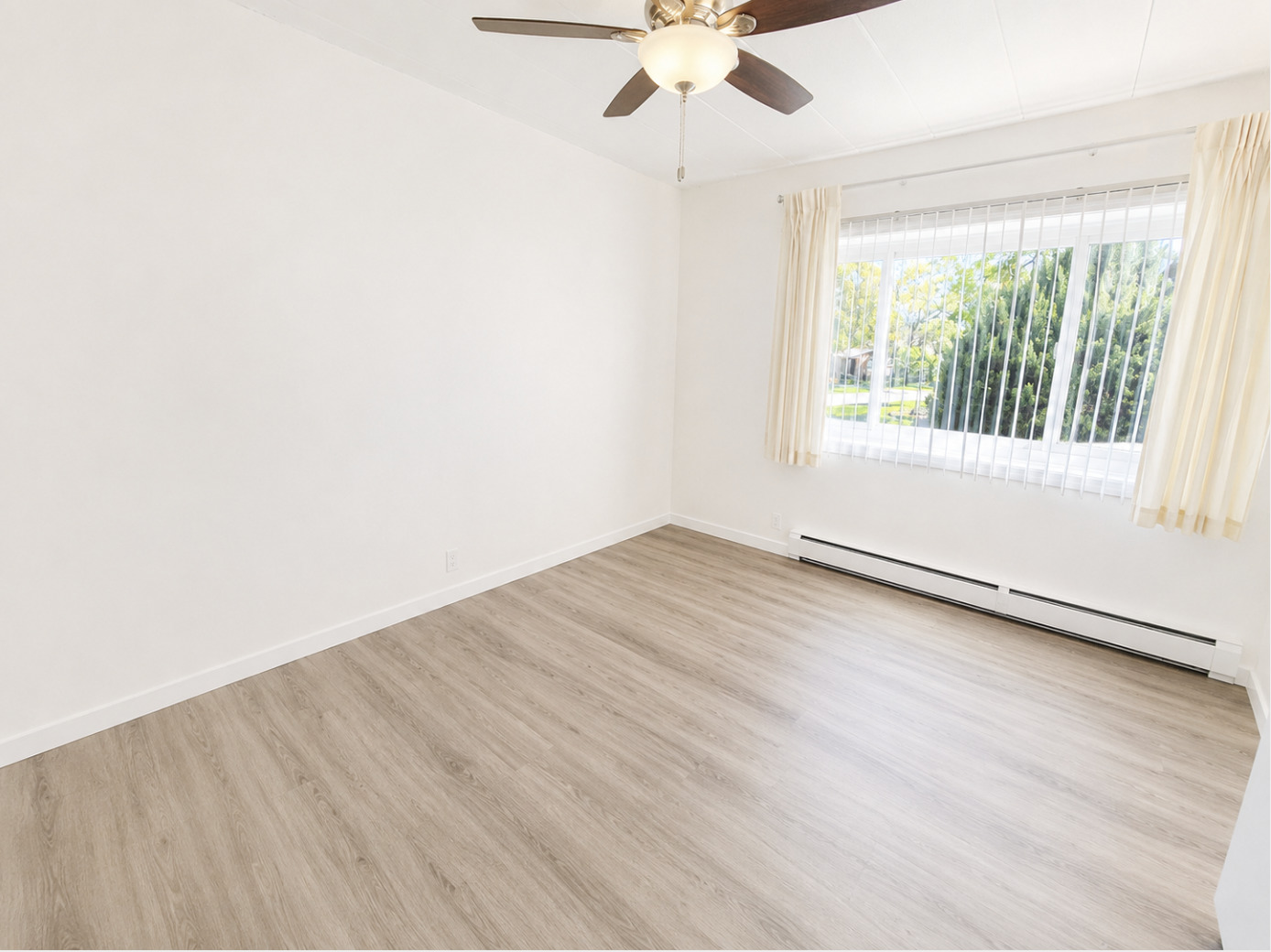 1139 Leavitt Avenue 212 Property Photo 4