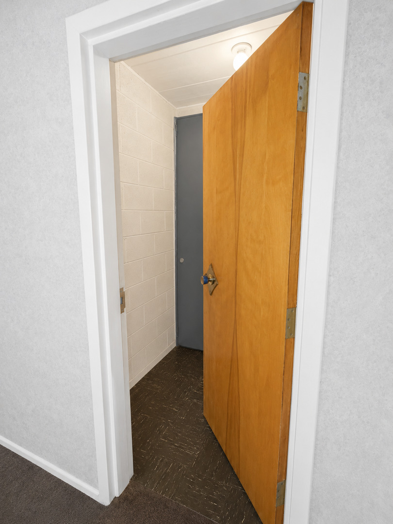 1139 Leavitt Avenue 212 Property Photo 12