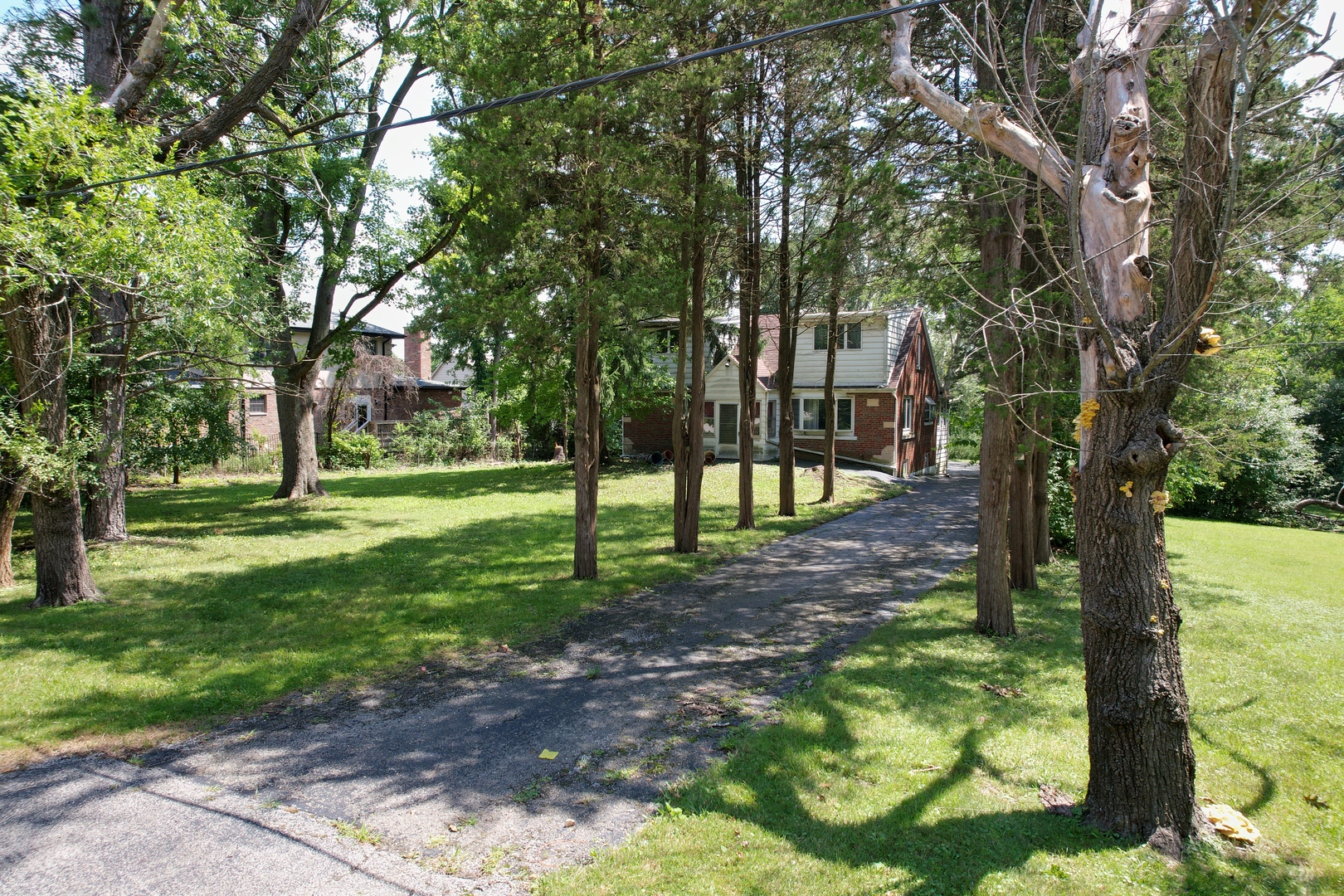 19w720 109th Street Property Photo 4