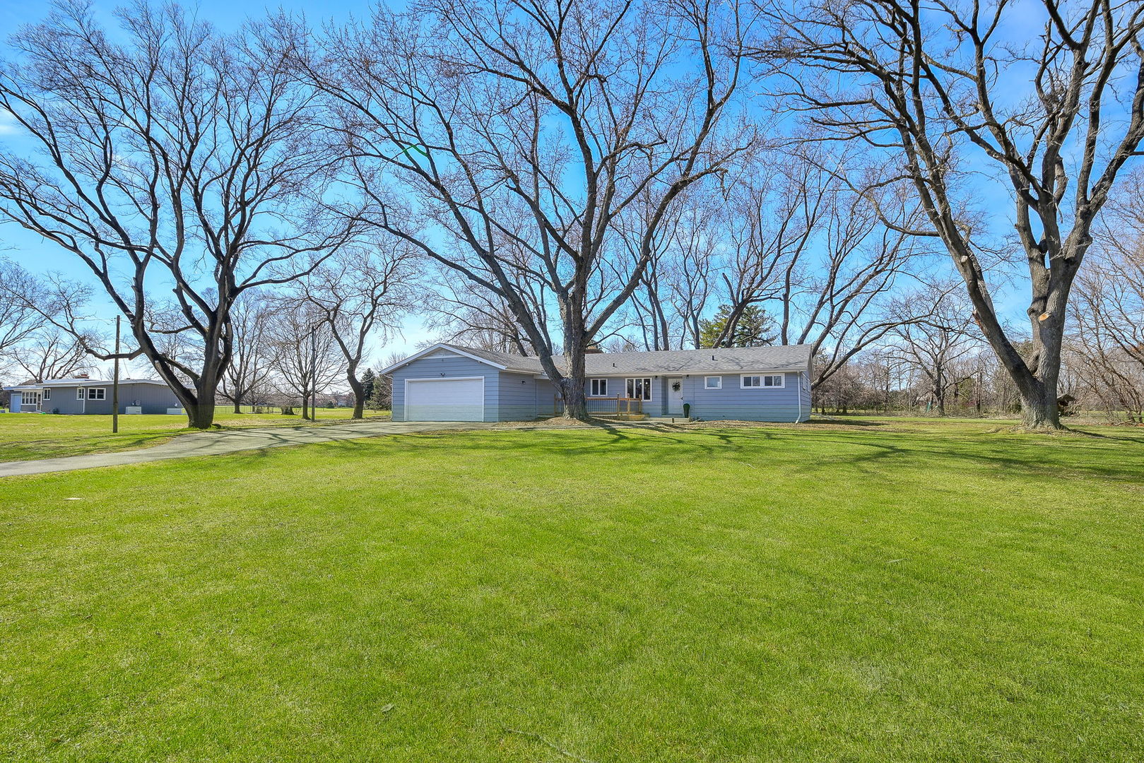 10s198 Route 59 Highway Property Photo 29