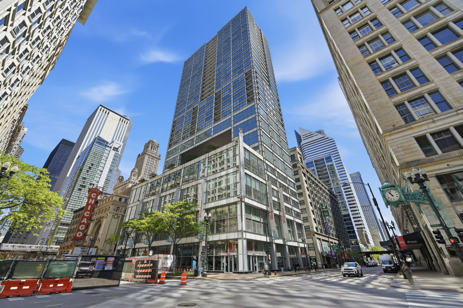 8 E Randolph Street 1506 Property Photo 1