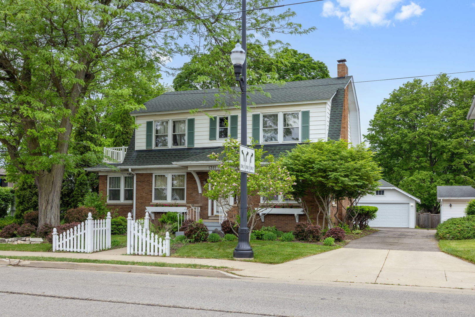 1311 N Richmond Road Property Photo 1