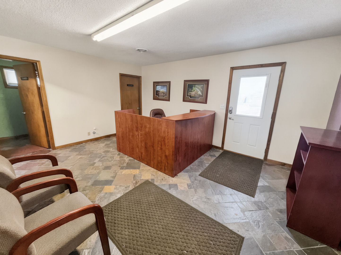 301 N Main Street Property Photo 5