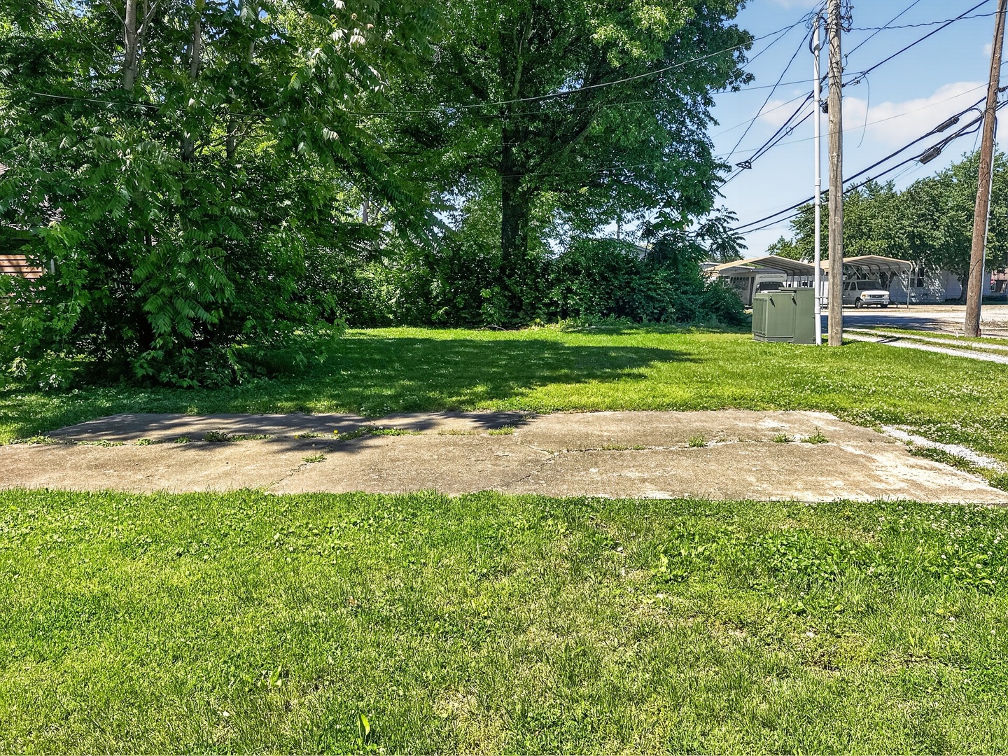 301 N Main Street Property Photo 15
