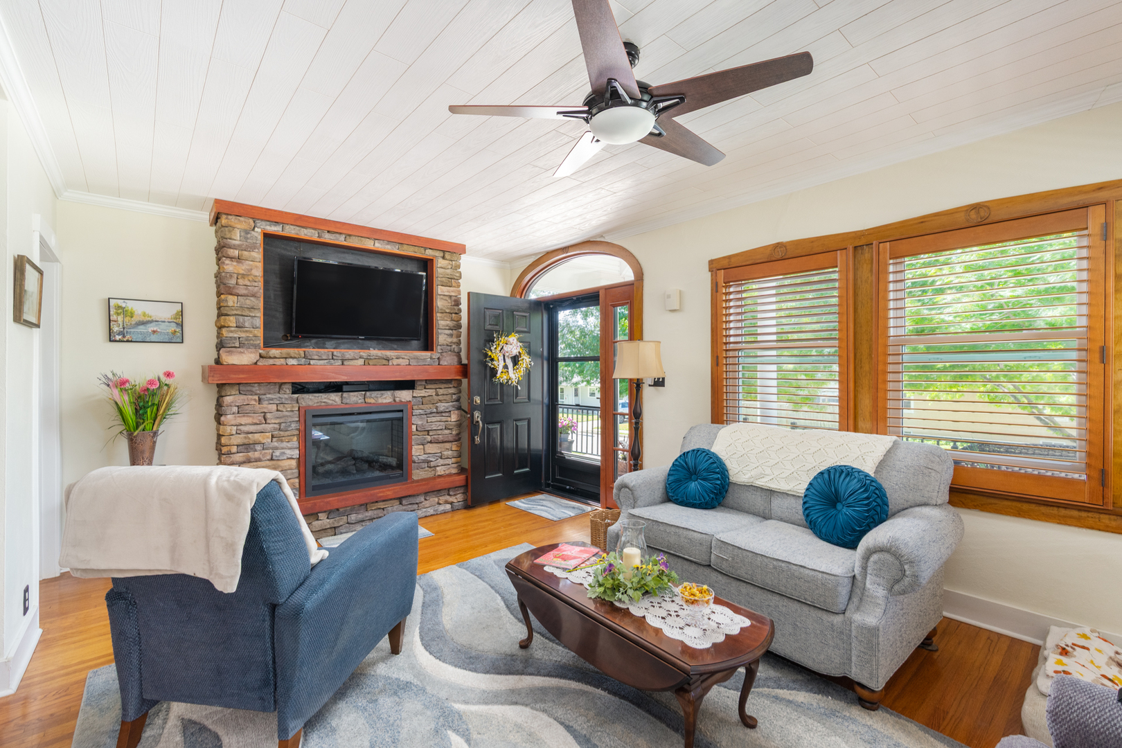 1327 5th Street Property Photo 8