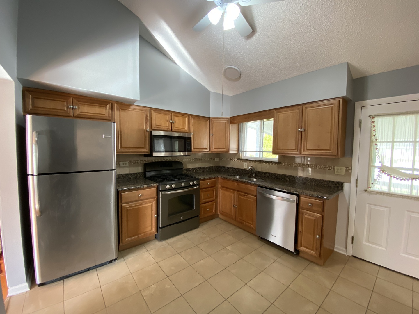 1403 N Sauk Lane Property Photo 7