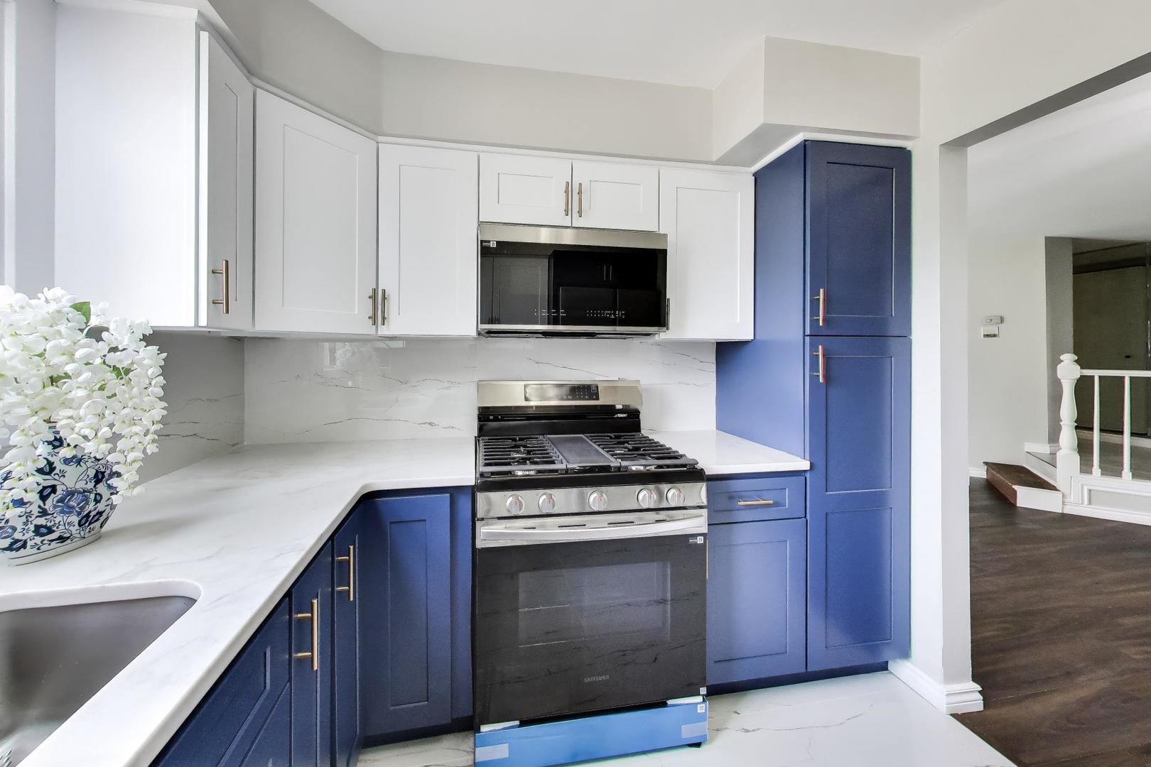 1720 Lakecliffe Drive A Property Photo 10