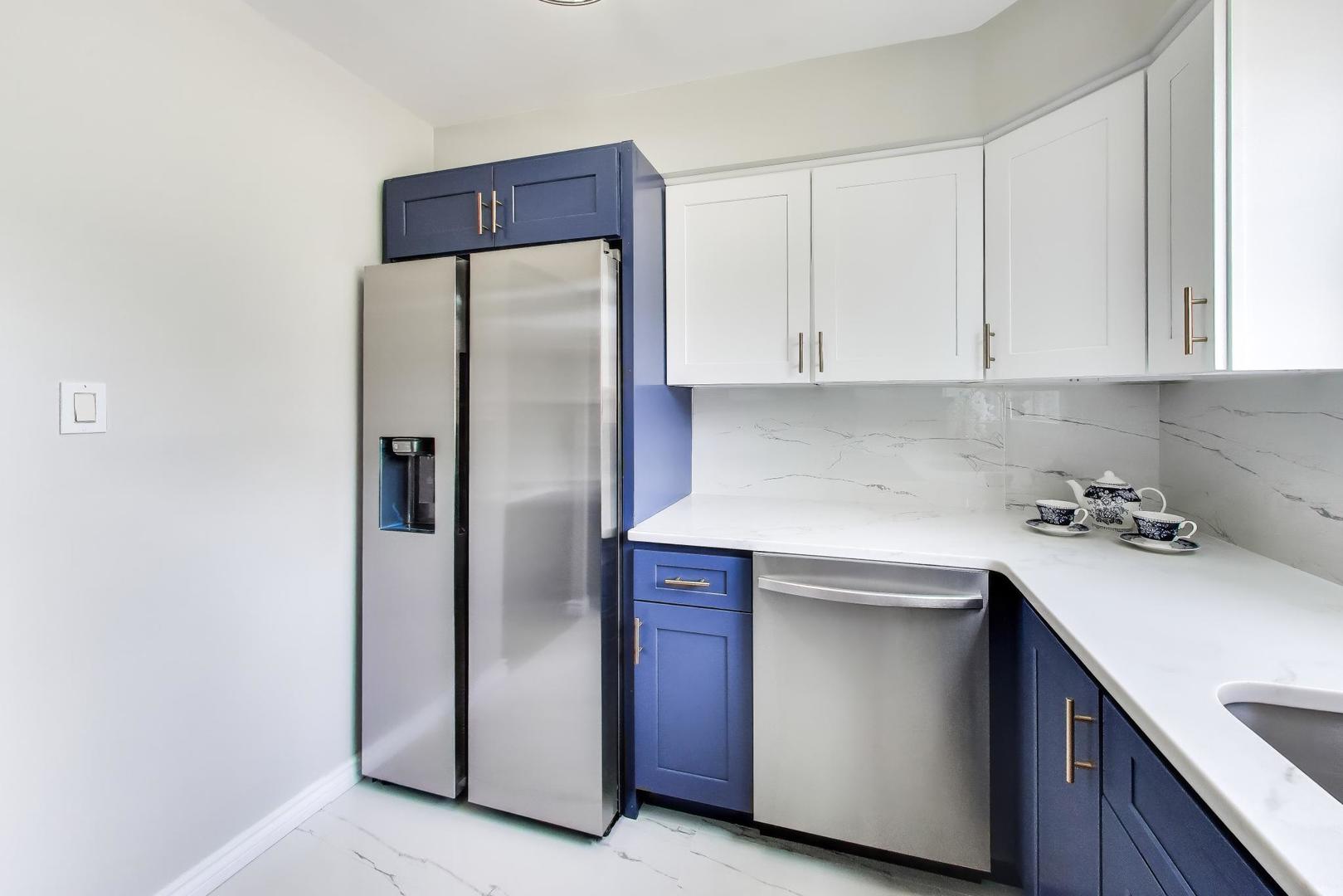 1720 Lakecliffe Drive A Property Photo 11