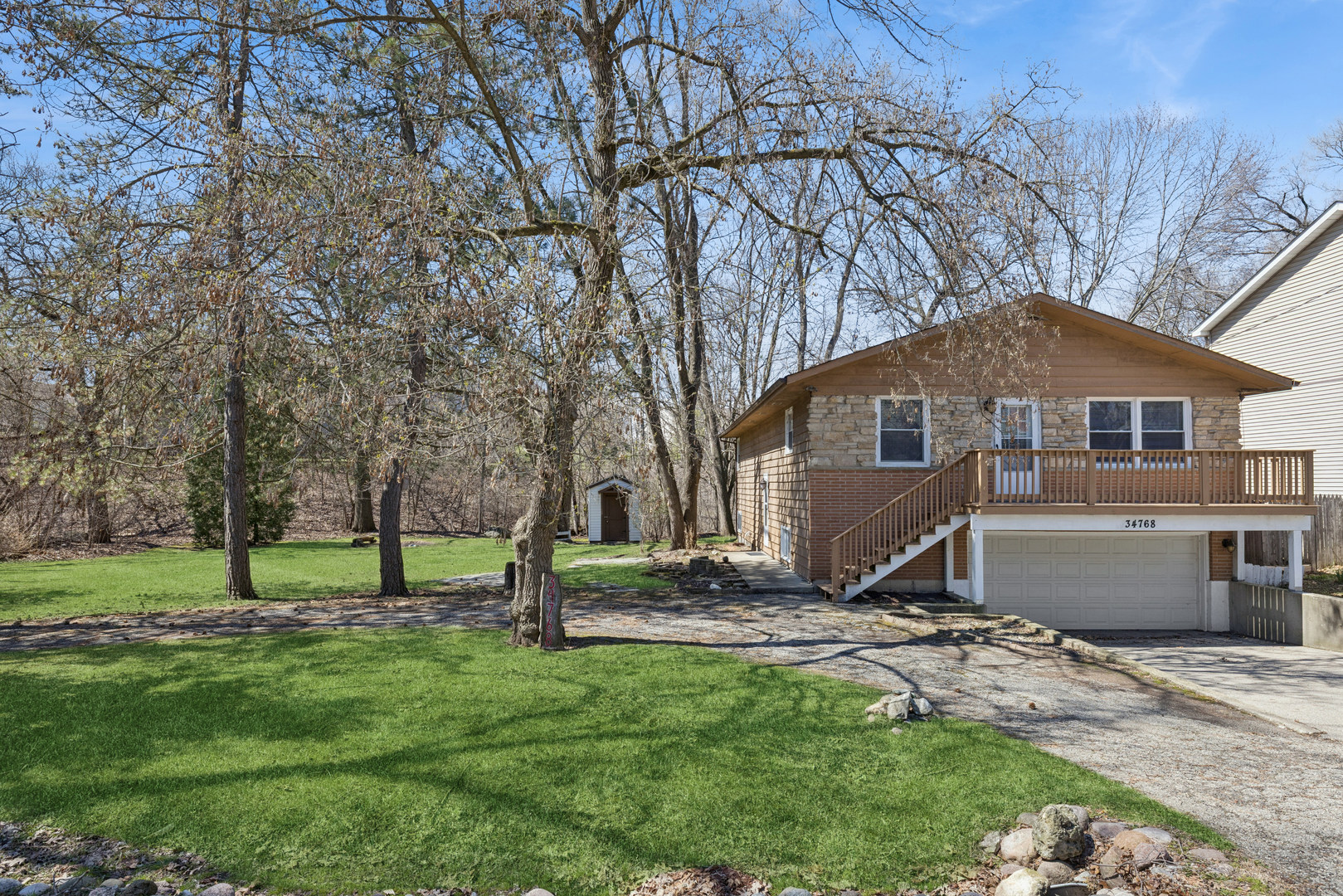 34768 N Oakside Avenue Property Photo 1