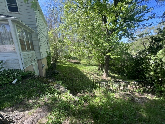 208 N Carroll Street Property Photo 9