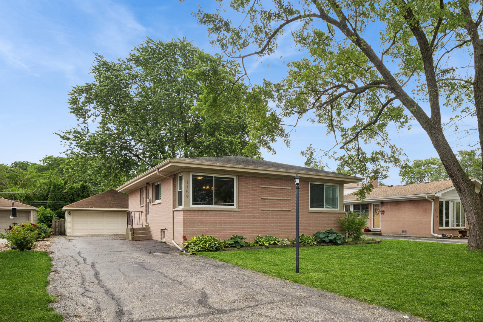 1159 S Mitchell Avenue Property Photo 2