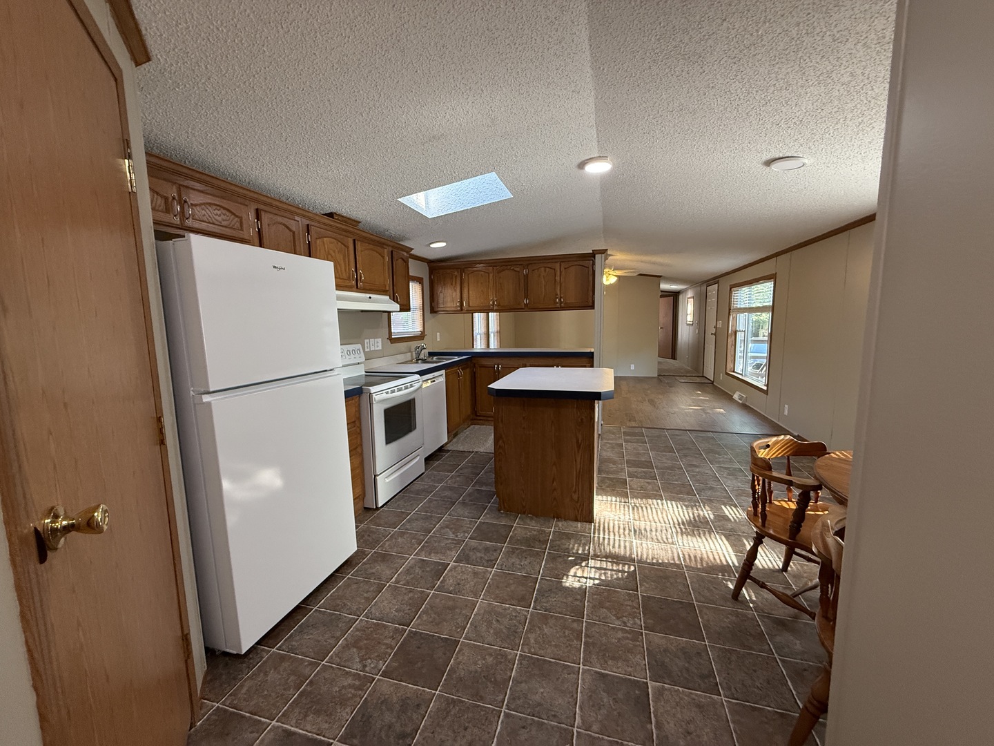 153 Oak Valley Drive Property Photo 7