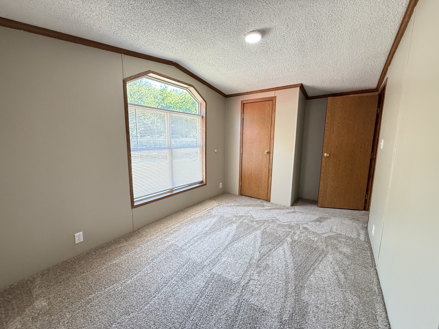 153 Oak Valley Drive Property Photo 14