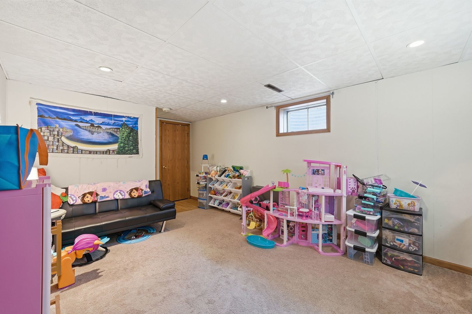 1031 Southgate Road Property Photo 12