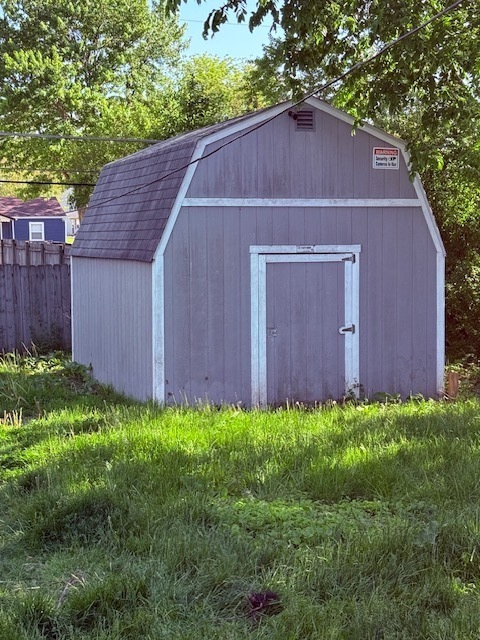 1812 Burry Circle Drive Property Photo 13