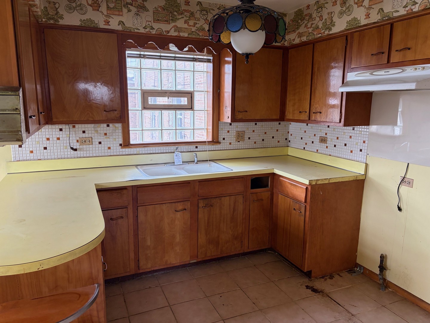 10031 S Forest Avenue Property Photo 12