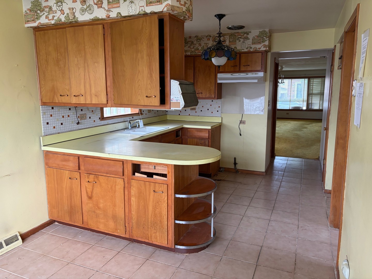 10031 S Forest Avenue Property Photo 14