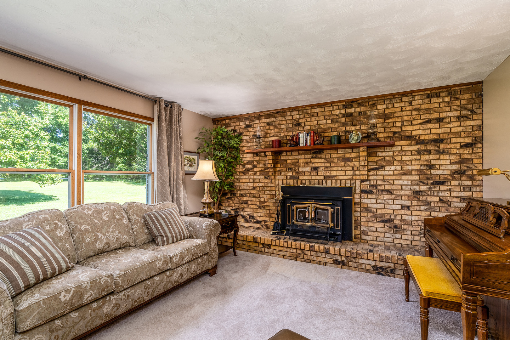 18096 Il-37 Property Photo 8