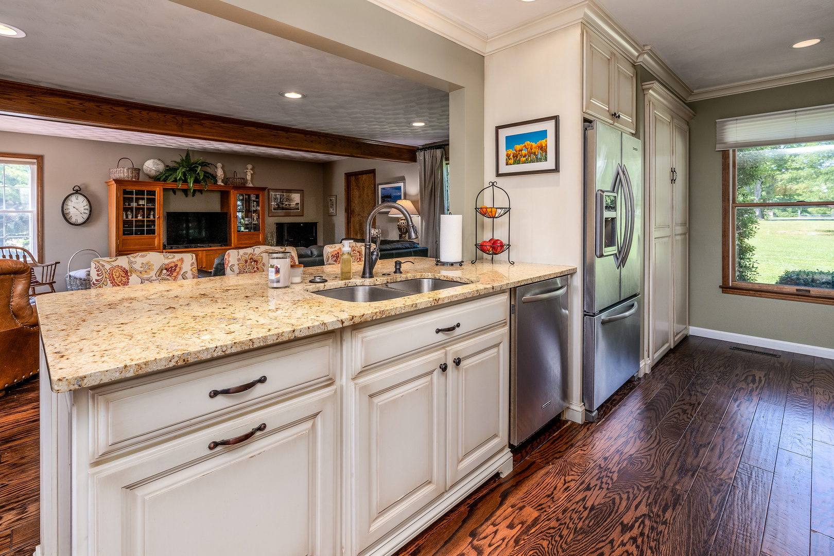 18096 Il-37 Property Photo 18