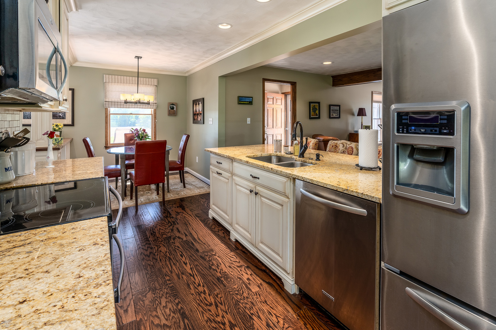 18096 Il-37 Property Photo 21