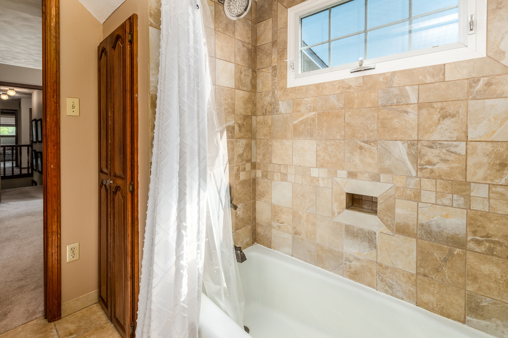 18096 Il-37 Property Photo 39