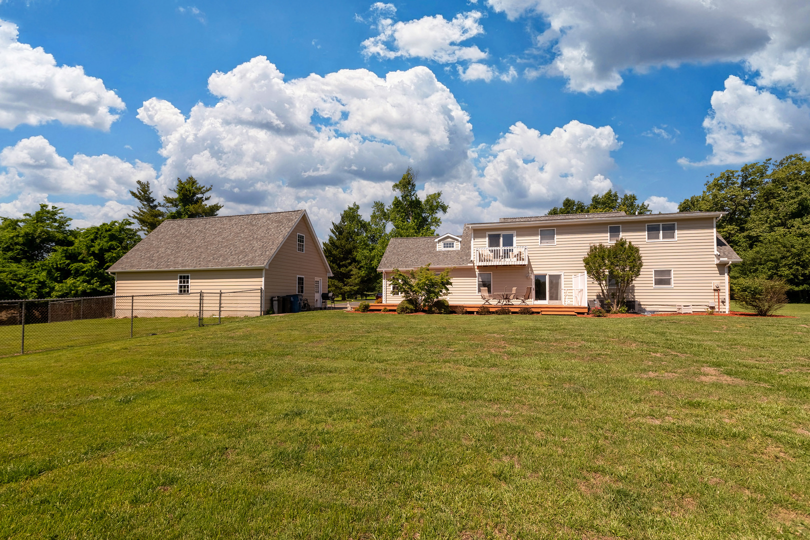 18096 Il-37 Property Photo 48