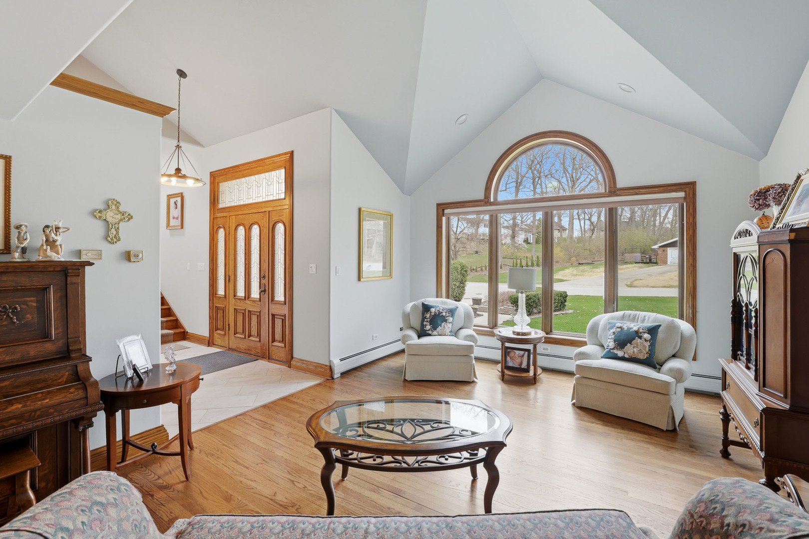 33 W Eureka Avenue Property Photo 15
