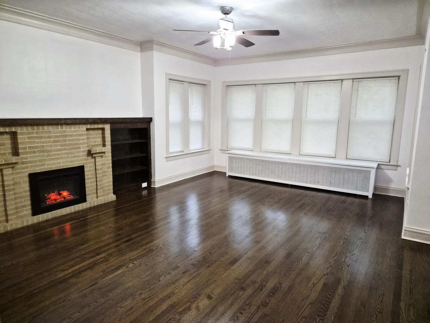 7826 S Bennett Avenue 1 Property Photo 2