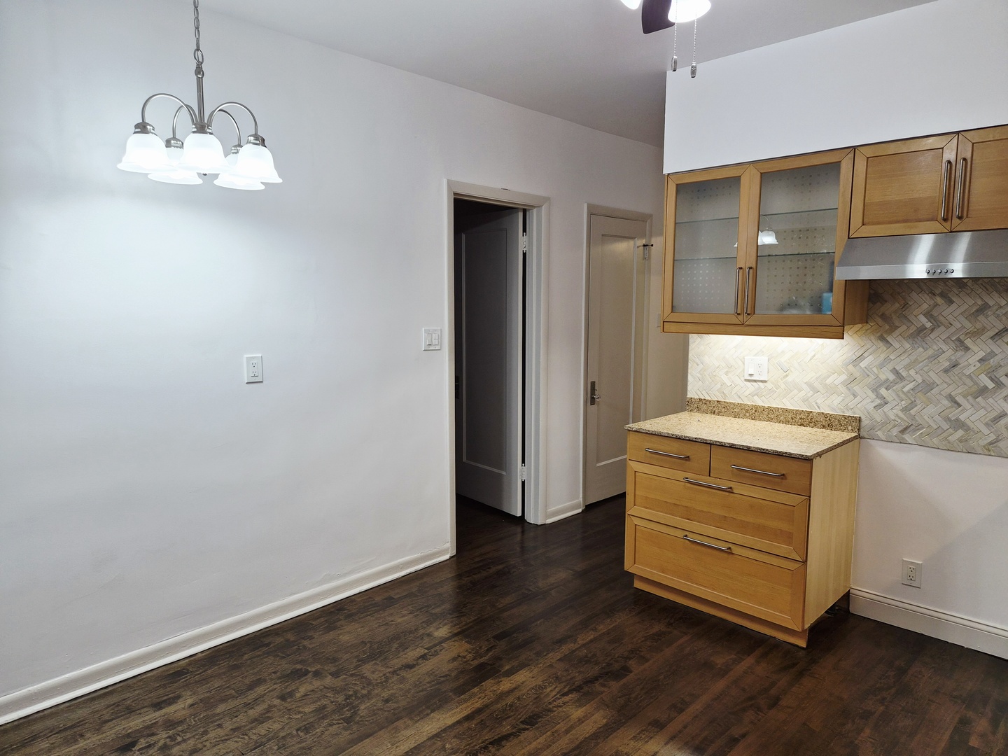 7826 S Bennett Avenue 1 Property Photo 18