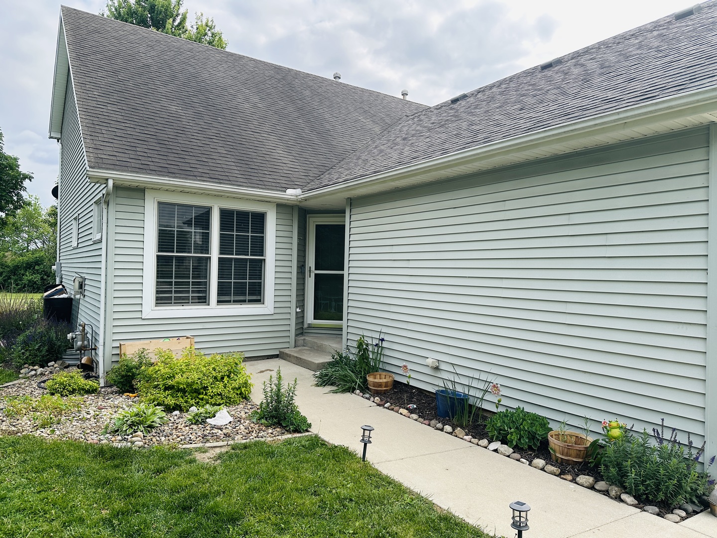 109 Labrador Lane Property Photo 2