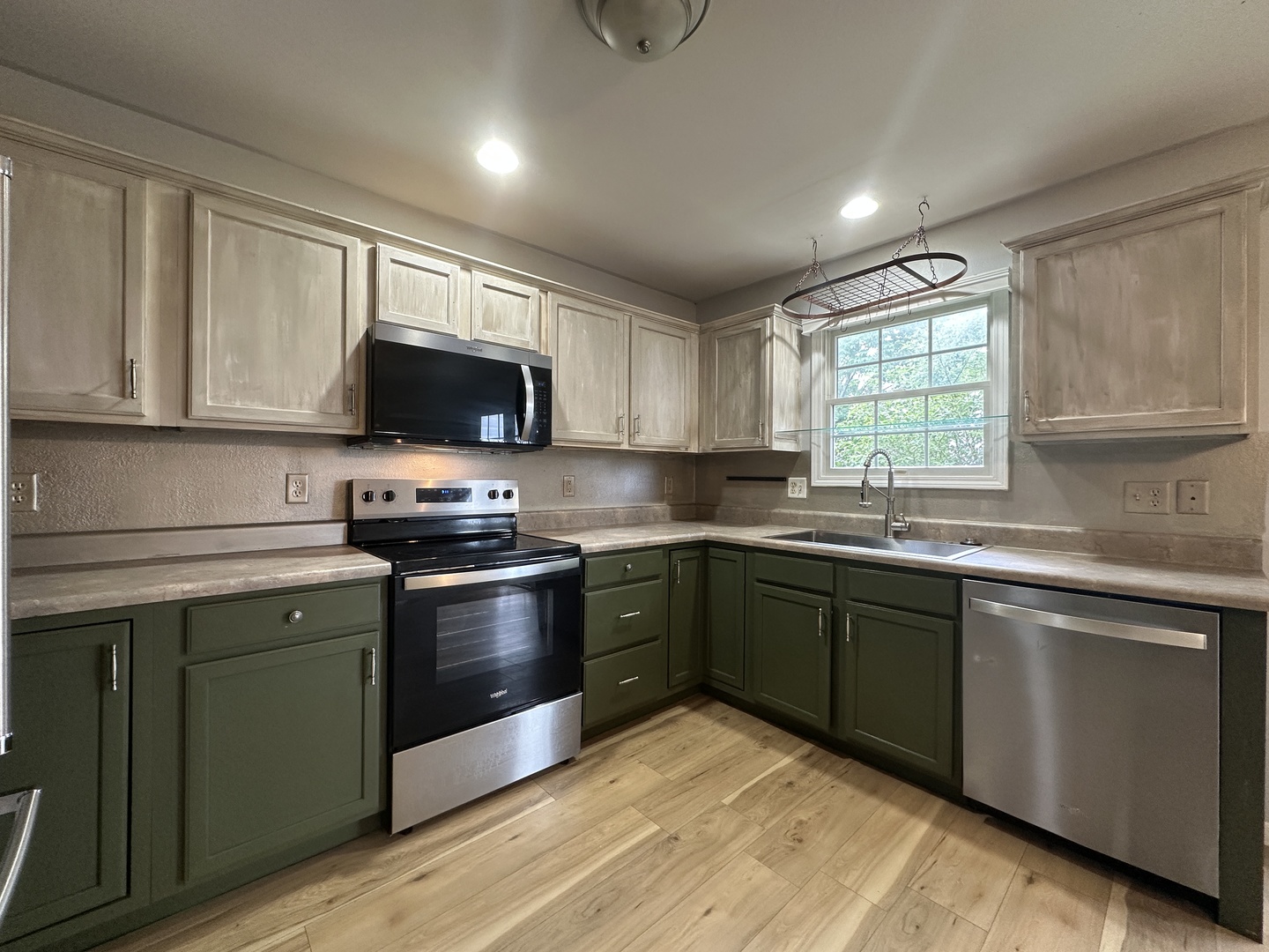 109 Labrador Lane Property Photo 10
