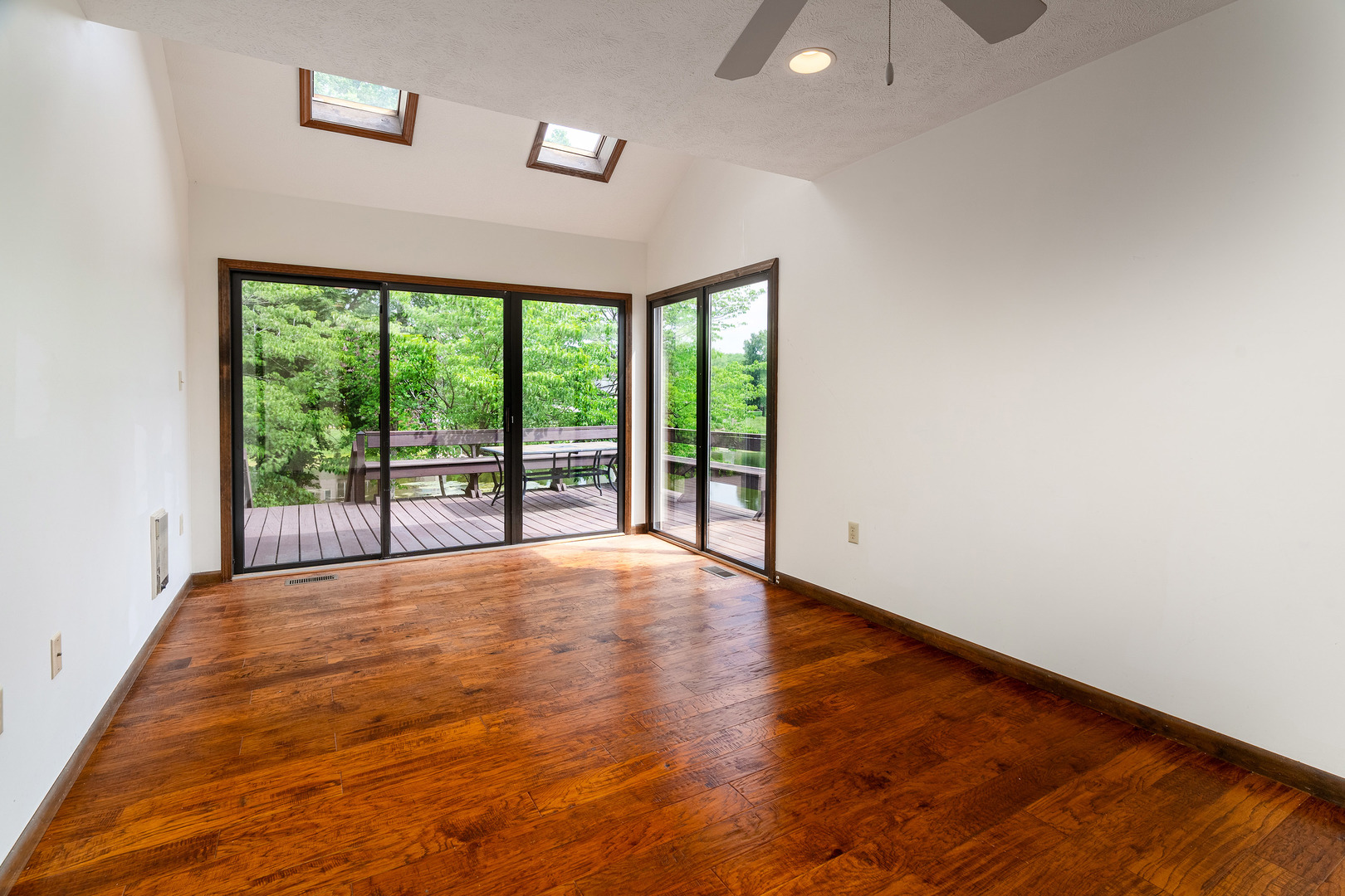 500 Arbor Drive Property Photo 19