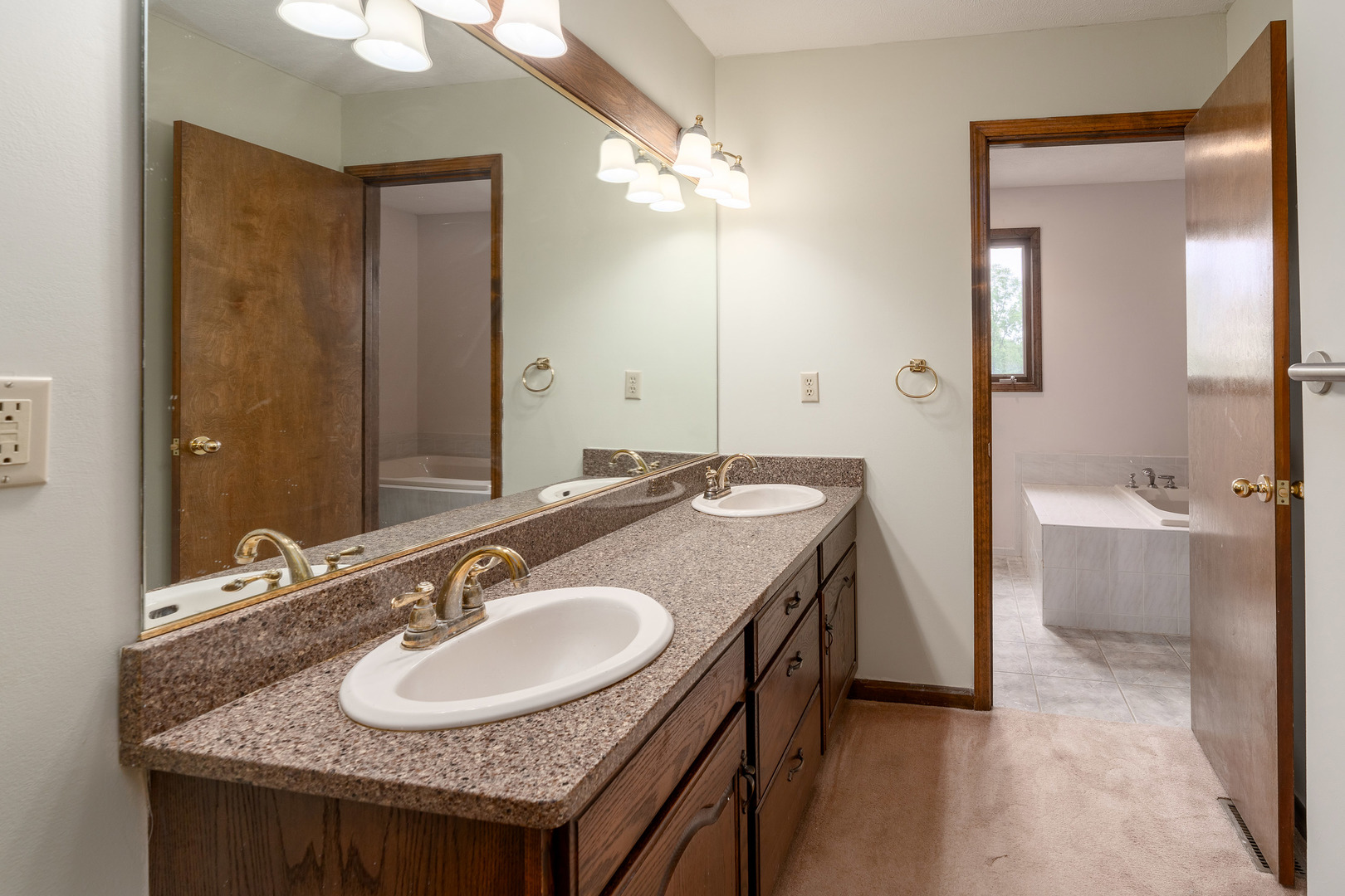 500 Arbor Drive Property Photo 31
