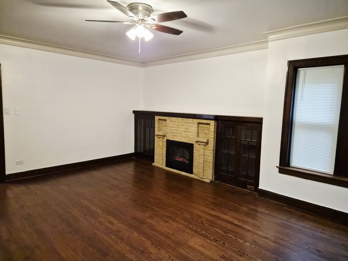 7826 S Bennett Avenue 2 Property Photo 3
