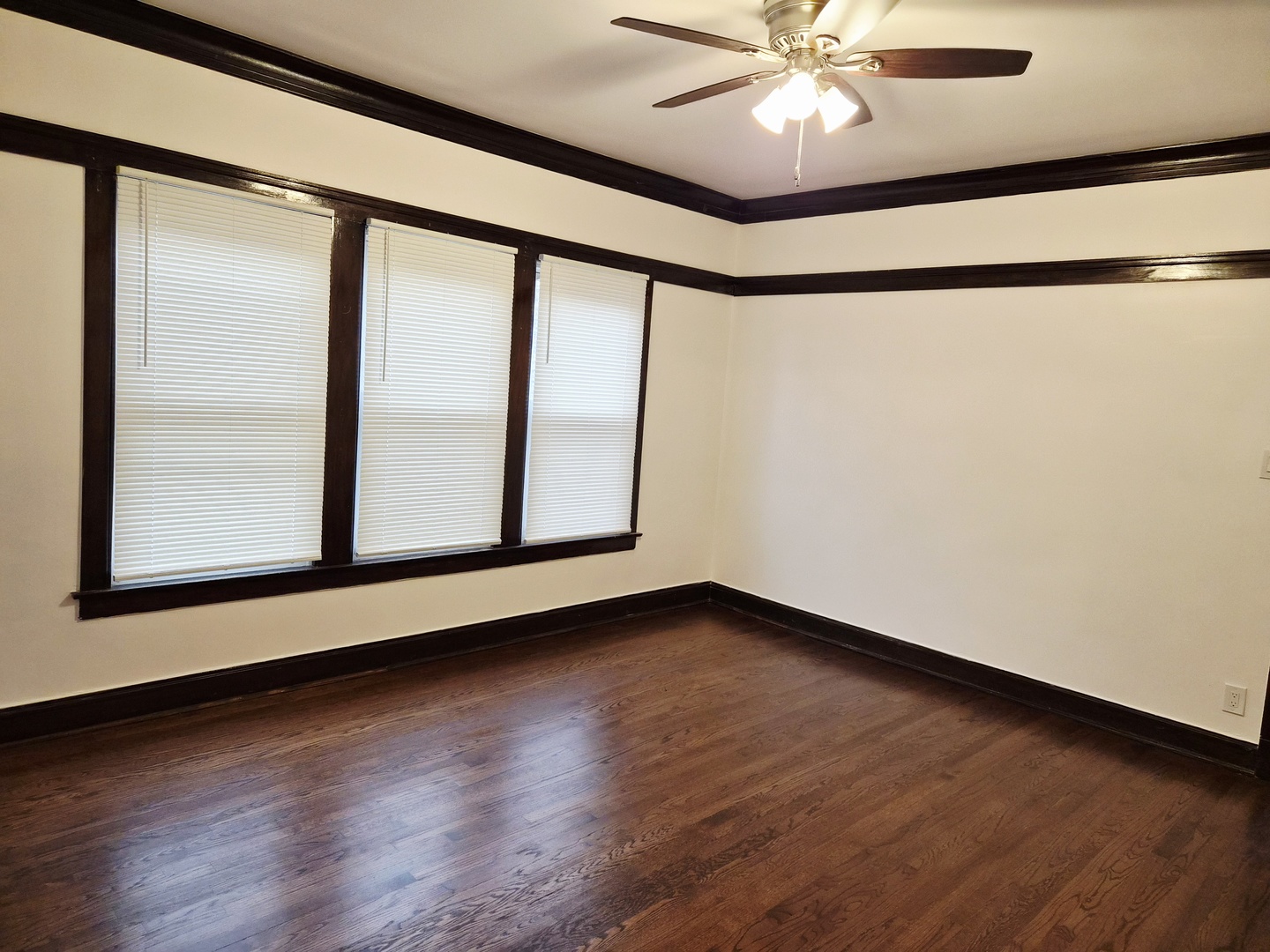 7826 S Bennett Avenue 2 Property Photo 5